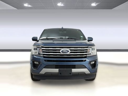 Used 2020 Ford Expedition XLT image 6