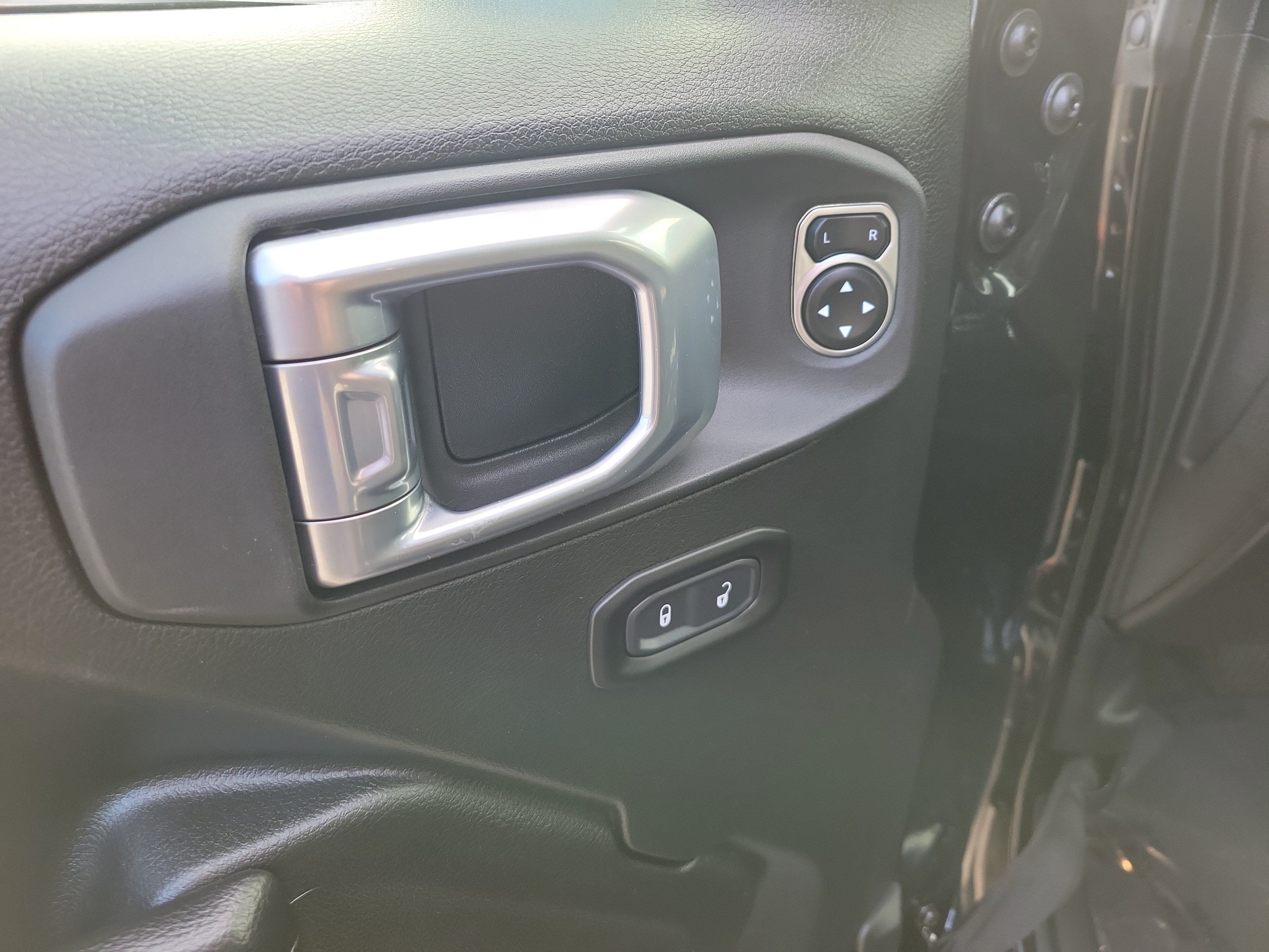 Used 2023 Jeep Gladiator Sport AWD/4WD image 20