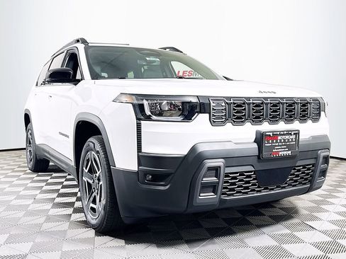 Used 2026 Jeep Cherokee Limited AWD/4WD image 1