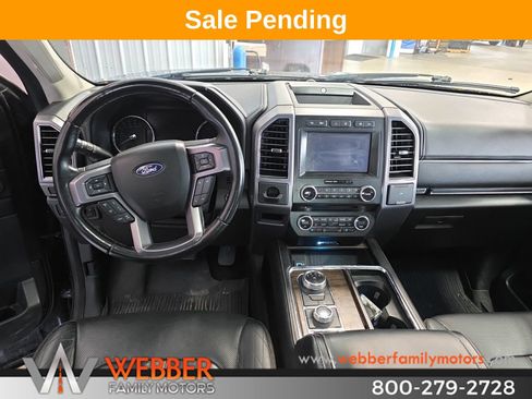Used 2018 Ford Expedition Platinum AWD/4WD image 16