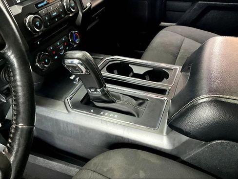 Used 2018 Ford F150 XLT w/ Equipment Group 302A Luxury image 18