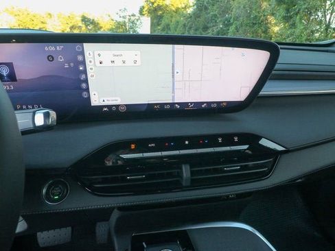 New 2026 Buick Enclave Sport Touring w/ Power Package FWD image 19