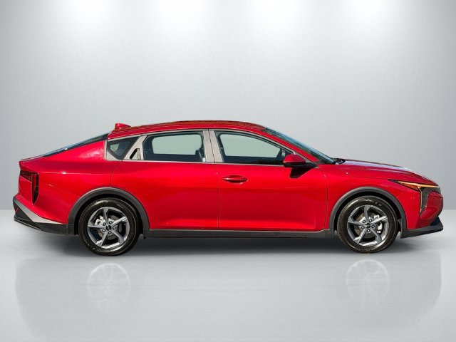 Certified 2025 Kia K4 FWD image 10
