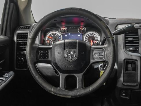 Used 2013 RAM 1500 Express RWD image 15