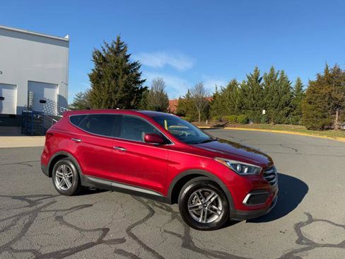 Used 2018 Hyundai Santa Fe Sport image 2
