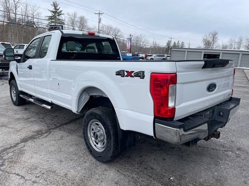 Used 2019 Ford F250 XL w/ XL Value Package image 5