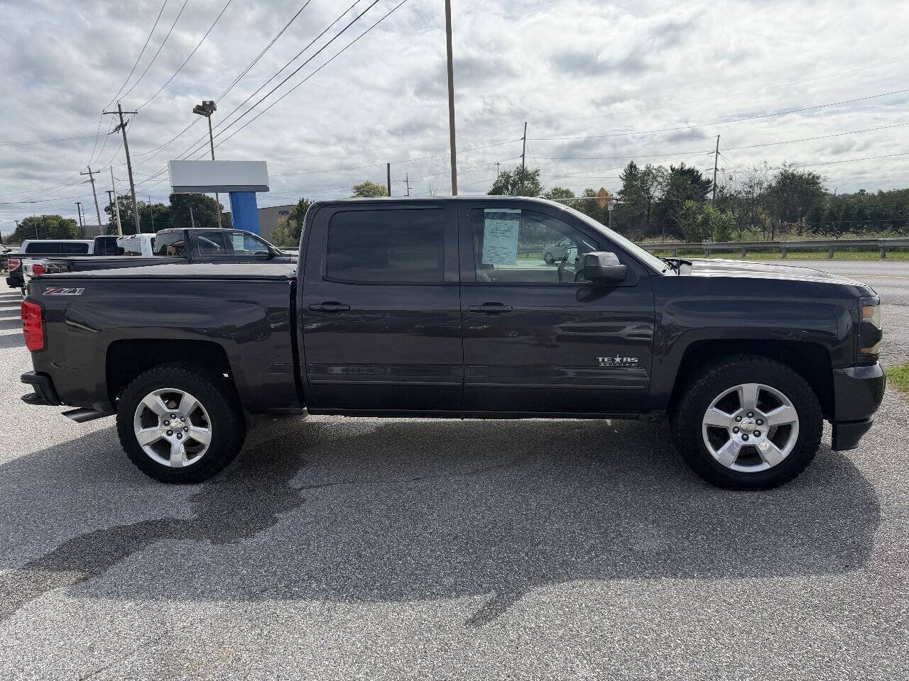 Used 2016 Chevrolet Silverado 1500 LT w/ Texas Edition AWD/4WD image 5