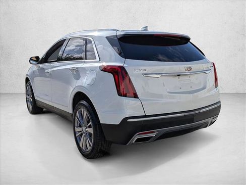 Used 2025 Cadillac XT5 Premium Luxury image 8