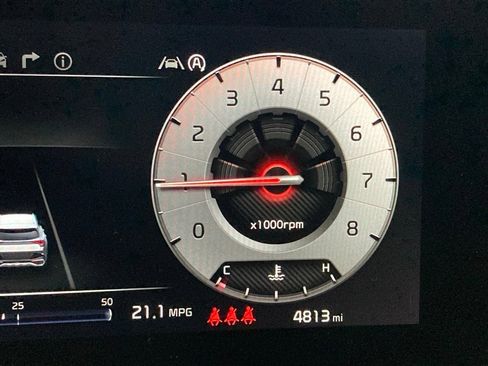 Used 2025 Kia Sportage SX image 18