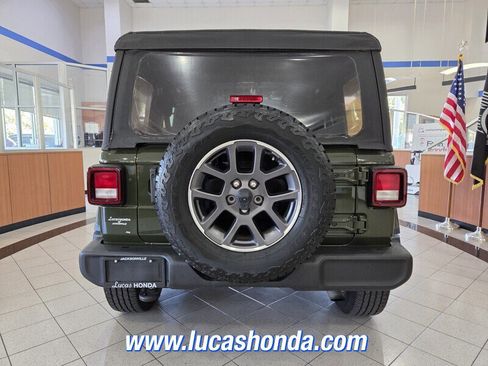 Used 2021 Jeep Wrangler Unlimited Sport AWD/4WD image 5