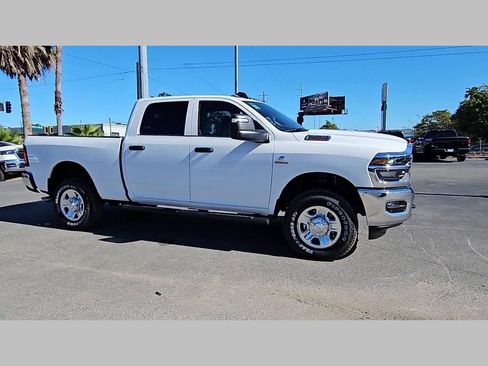 New 2026 RAM 2500 Tradesman AWD/4WD image 36