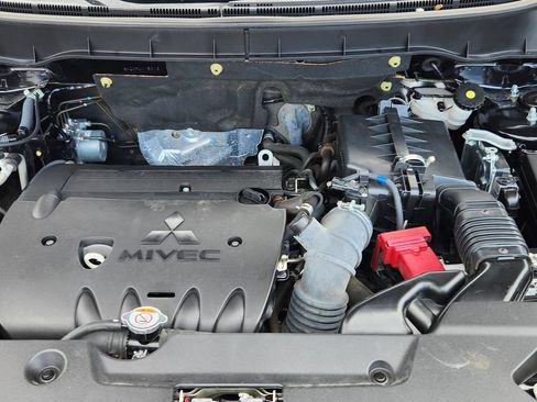 Used 2024 Mitsubishi Outlander Sport ES AWD/4WD image 13