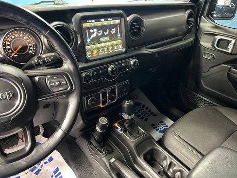 Used 2021 Jeep Wrangler Unlimited Sport AWD/4WD image 25