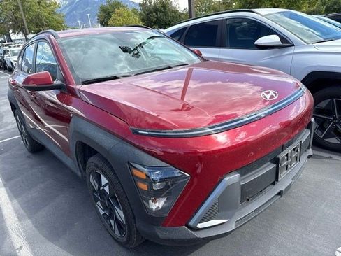 Used 2025 Hyundai Kona SEL AWD/4WD image 2