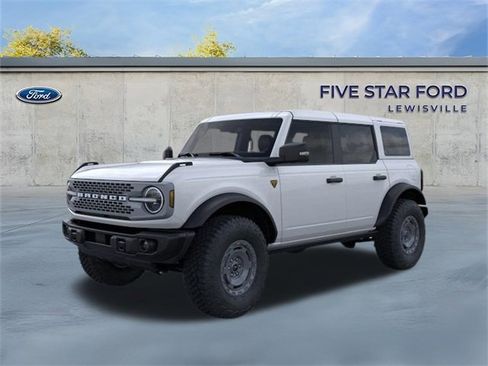 New 2025 Ford Bronco Badlands image 2