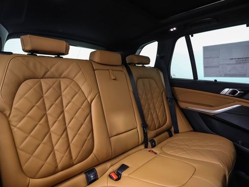 New 2026 BMW X5 xDrive50e w/ Executive Package image 28