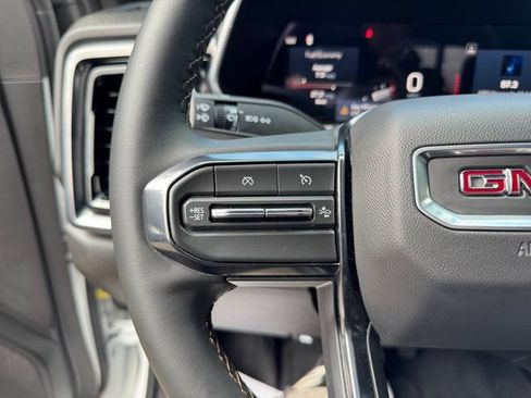 Certified 2024 GMC Canyon AT4 AWD/4WD image 20