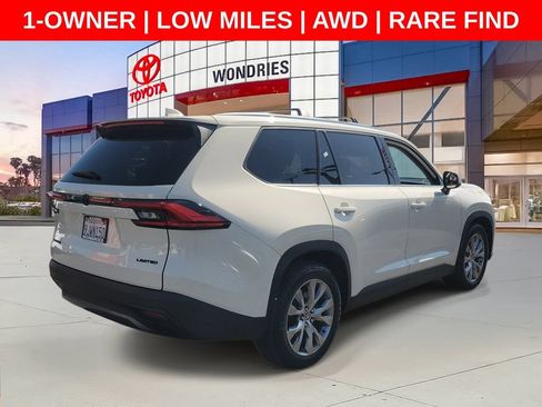 Used 2024 Toyota Grand Highlander AWD Hybrid image 7