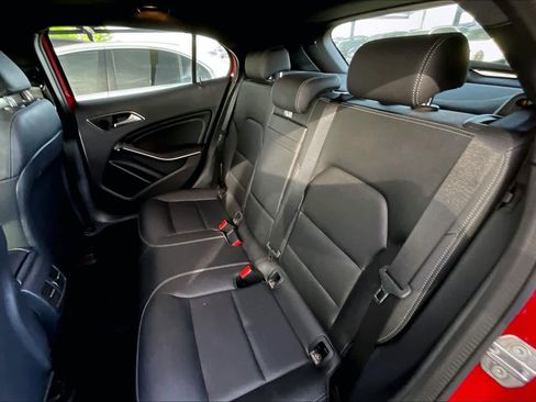 Certified 2020 Mercedes-Benz GLA 250 image 21