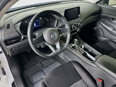 Used 2021 Nissan Sentra SR FWD image 2
