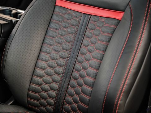 Used 2025 Ford F150 Lariat w/ Equipment Group 501A Mid image 45