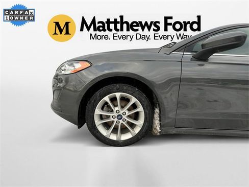 Used 2019 Ford Fusion SE image 14