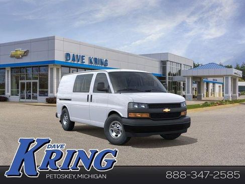 New 2026 Chevrolet Express 3500 RWD image 1