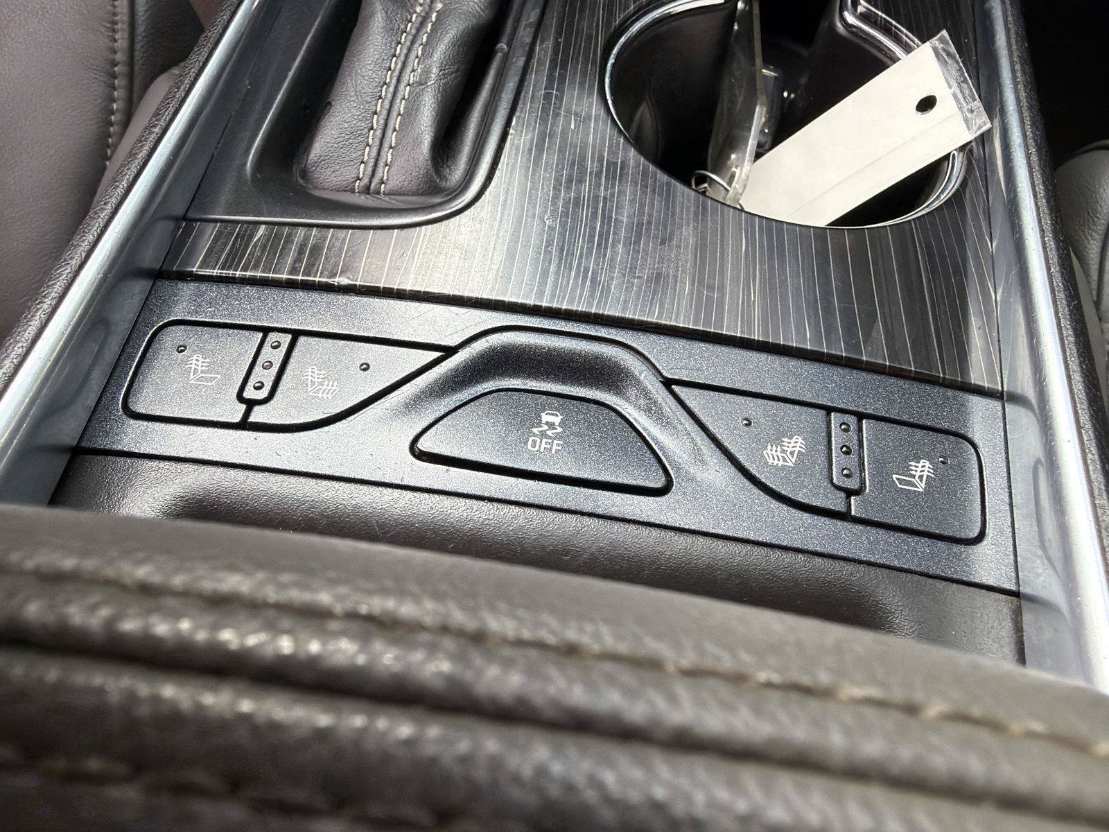 Used 2019 Chevrolet Impala LT w/ Sunroof and Spoiler Package FWD image 30