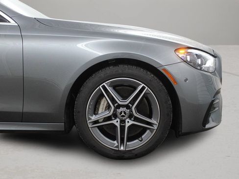 Used 2023 Mercedes-Benz E 350 4MATIC Sedan image 14