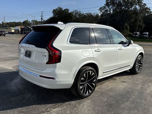 New 2026 Volvo XC90 B6 Plus image 5