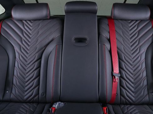 Used 2025 Genesis G80 3.5T Sport image 29