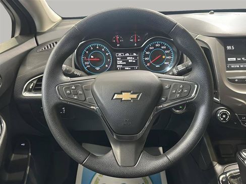 Used 2016 Chevrolet Cruze LT w/ Convenience Package FWD image 14