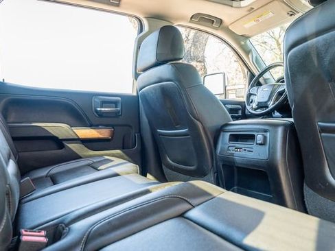 Used 2015 Chevrolet Silverado 3500 LTZ w/ Duramax Plus Package image 43