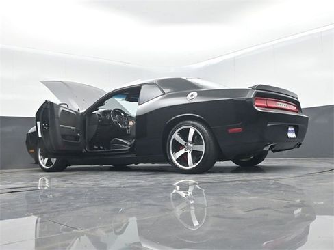 Used 2012 Dodge Challenger SRT8 w/ Premium Sound Group image 73