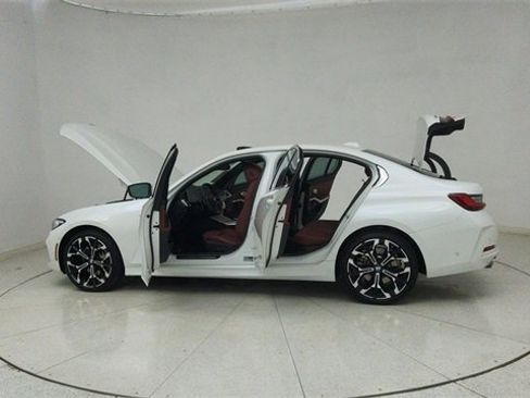 Used 2025 BMW 330i xDrive Sedan image 74
