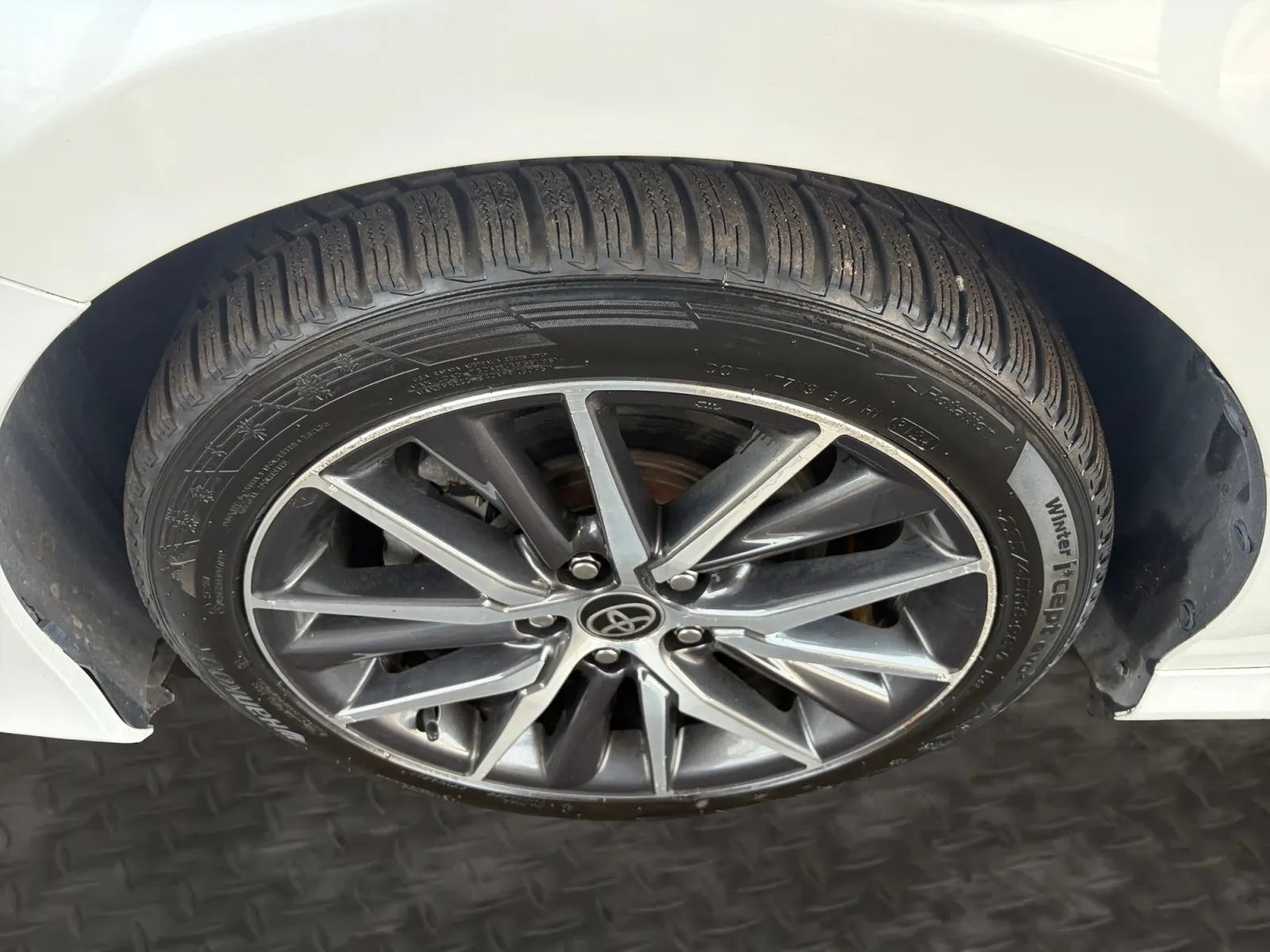 Used 2021 Toyota Camry XLE AWD/4WD image 36