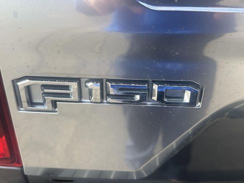Used 2018 Ford F150 Platinum w/ Equipment Group 701A Luxury AWD/4WD image 45