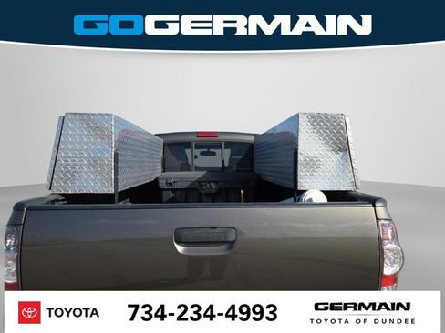Used 2011 Toyota Tacoma 4x4 Access Cab V6 image 9