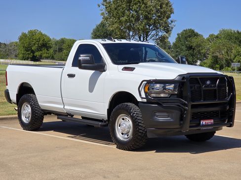 Used 2024 RAM 2500 Tradesman AWD/4WD image 3