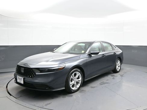 Certified 2023 Honda Accord LX image 1