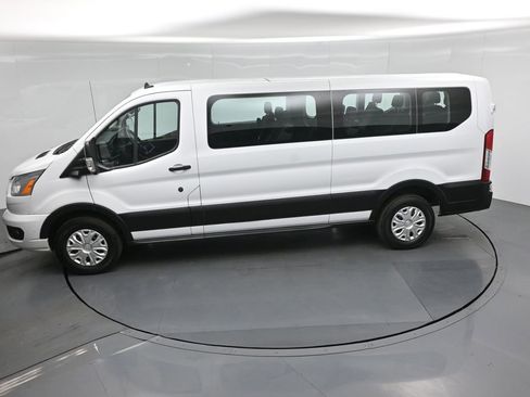 Certified 2022 Ford Transit 350 XLT RWD image 38