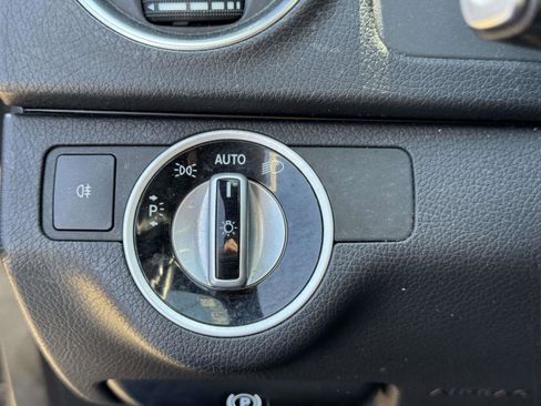 Used 2013 Mercedes-Benz C 300 4MATIC Sedan image 17