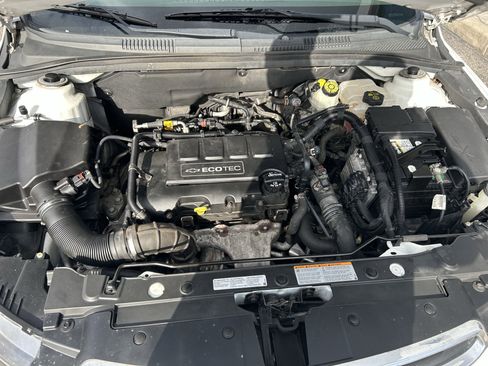 Used 2015 Chevrolet Cruze LTZ w/ Sun, Sound and Sport Package image 28