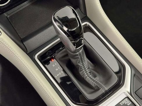 Used 2023 Subaru Forester Limited image 30