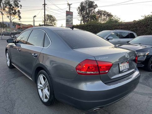 Used 2015 Volkswagen Passat TDI SE image 4