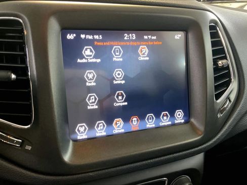 Used 2019 Jeep Compass Trailhawk AWD/4WD image 34