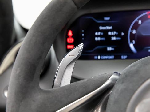 New 2026 McLaren 750S Spider image 32