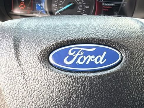 Certified 2020 Ford Edge Titanium image 18