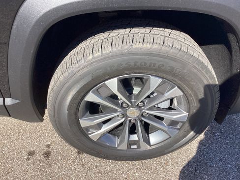 New 2026 Chevrolet Equinox LT w/ Convenience Package II image 13