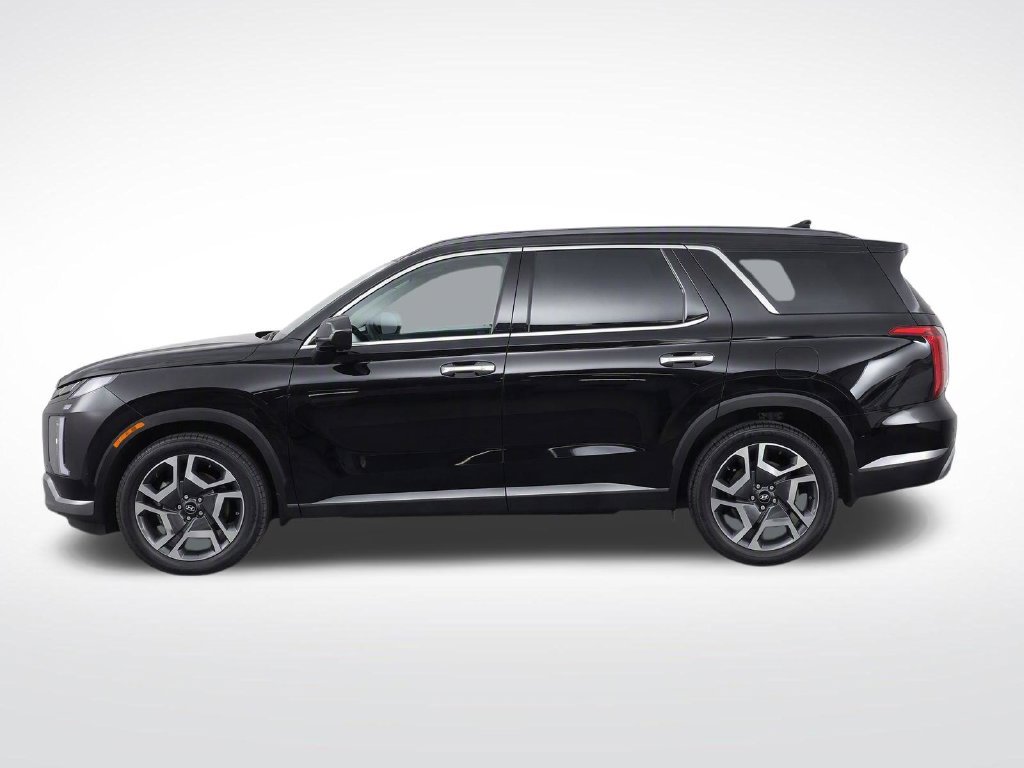 Used 2023 Hyundai Palisade SEL w/ Premium Package FWD image 7